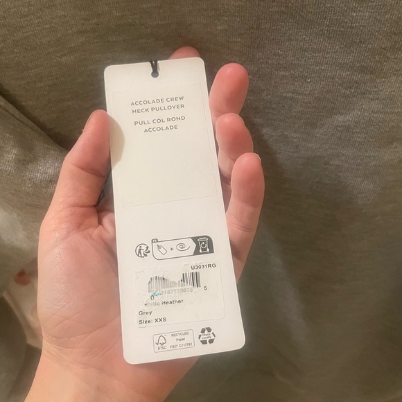 ALO YOGA Accolade Crew Neck Pullover XXS Core: Athletic Heather Grey NWT - Picture 6 of 6